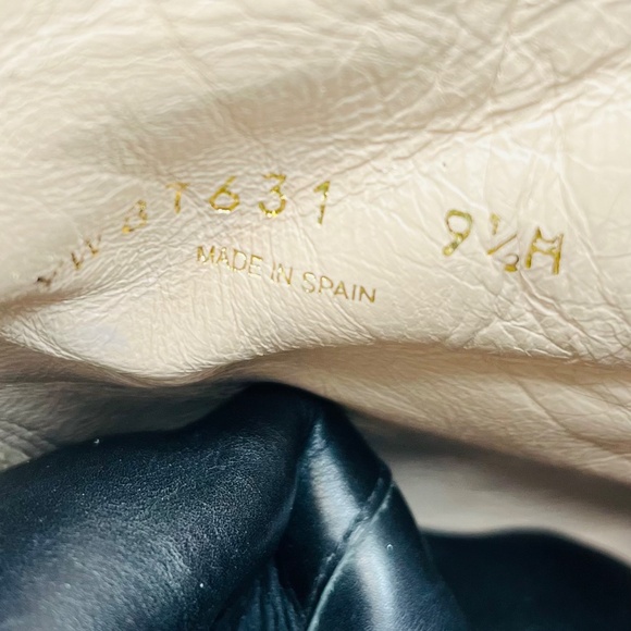 Stuart Weitzman Lexy Combat-style lace-up boots 9.5 - Picture 6 of 7